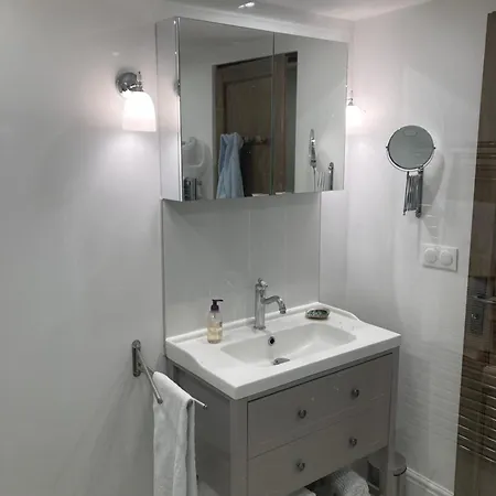 Holiday home Handsome House *